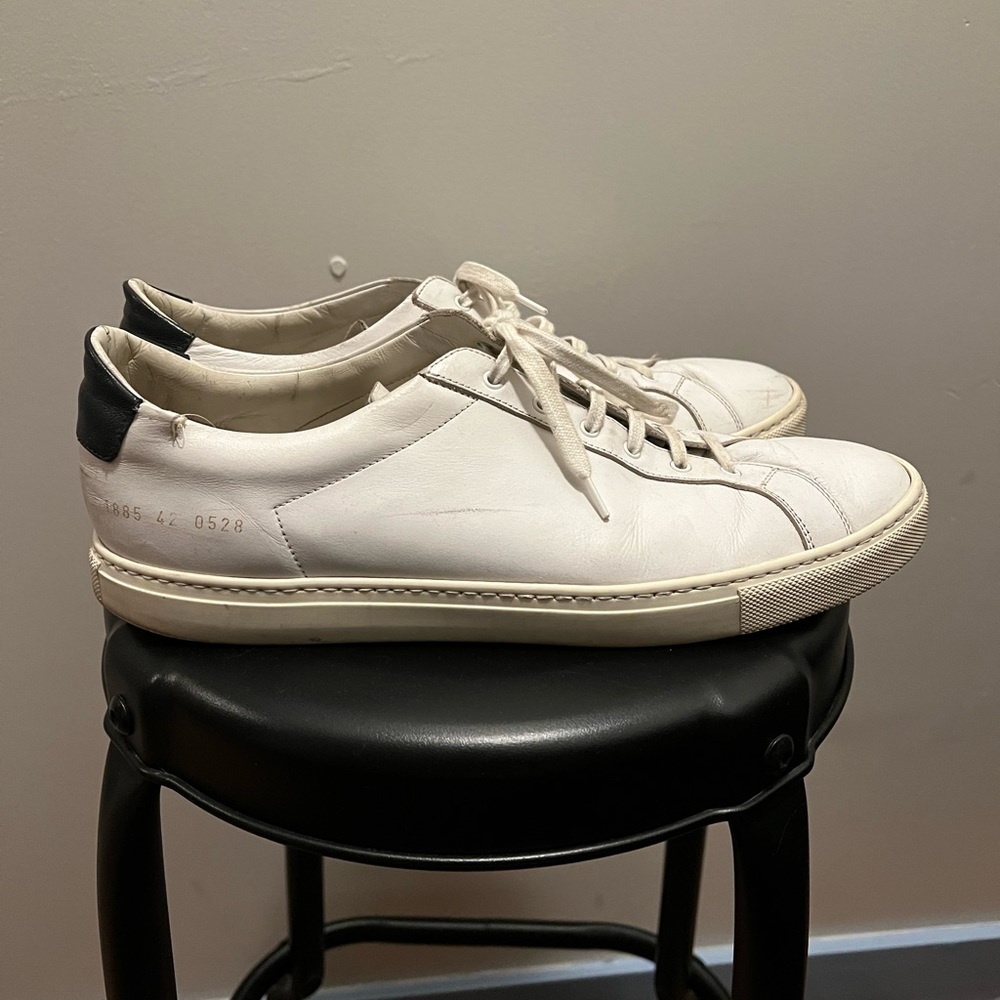 White Men’s Common Projects Low Sneakers Size 42